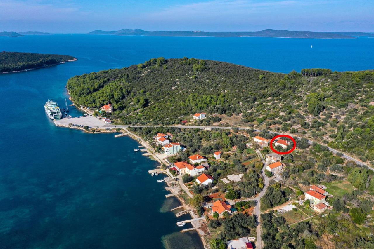 Apartments with a parking space Brbinj, Dugi otok - 8160 Bagian luar foto